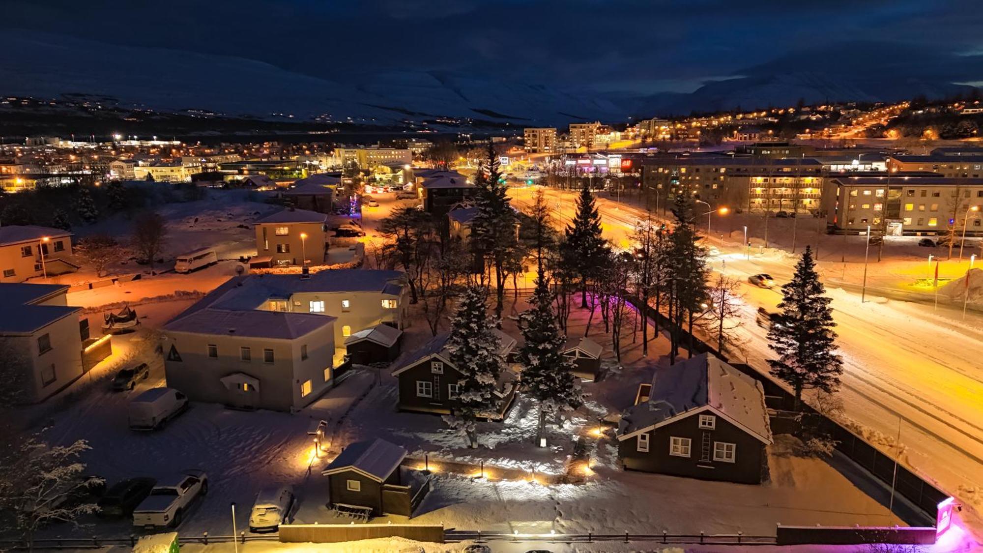 Akureyri Hostel Экстерьер фото