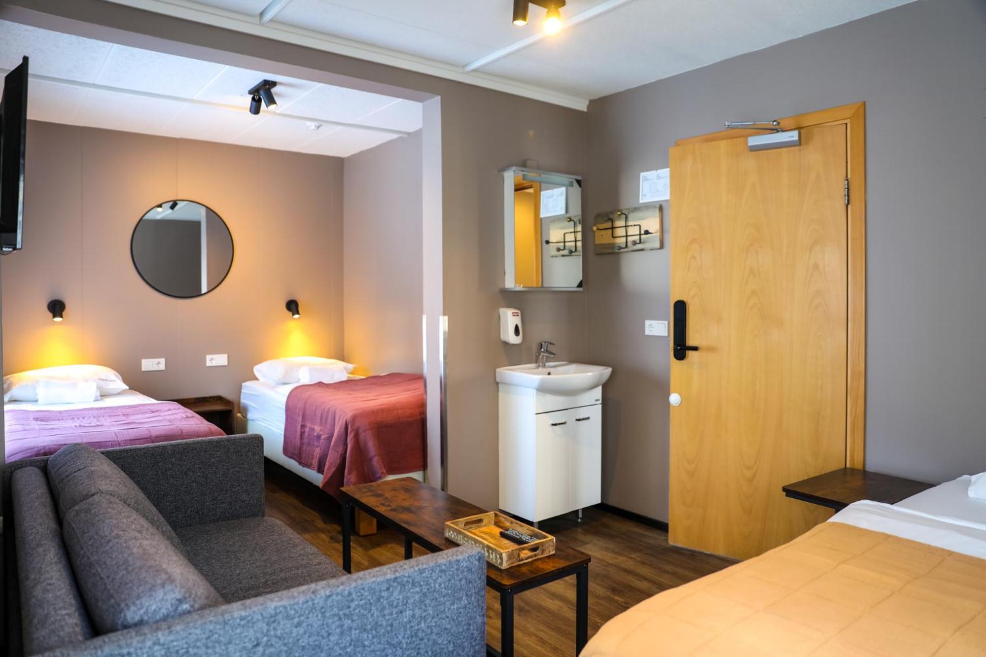 Akureyri Hostel Экстерьер фото