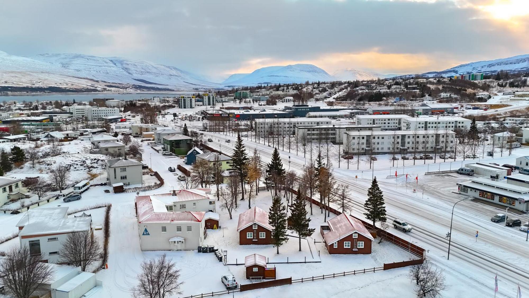 Akureyri Hostel Экстерьер фото