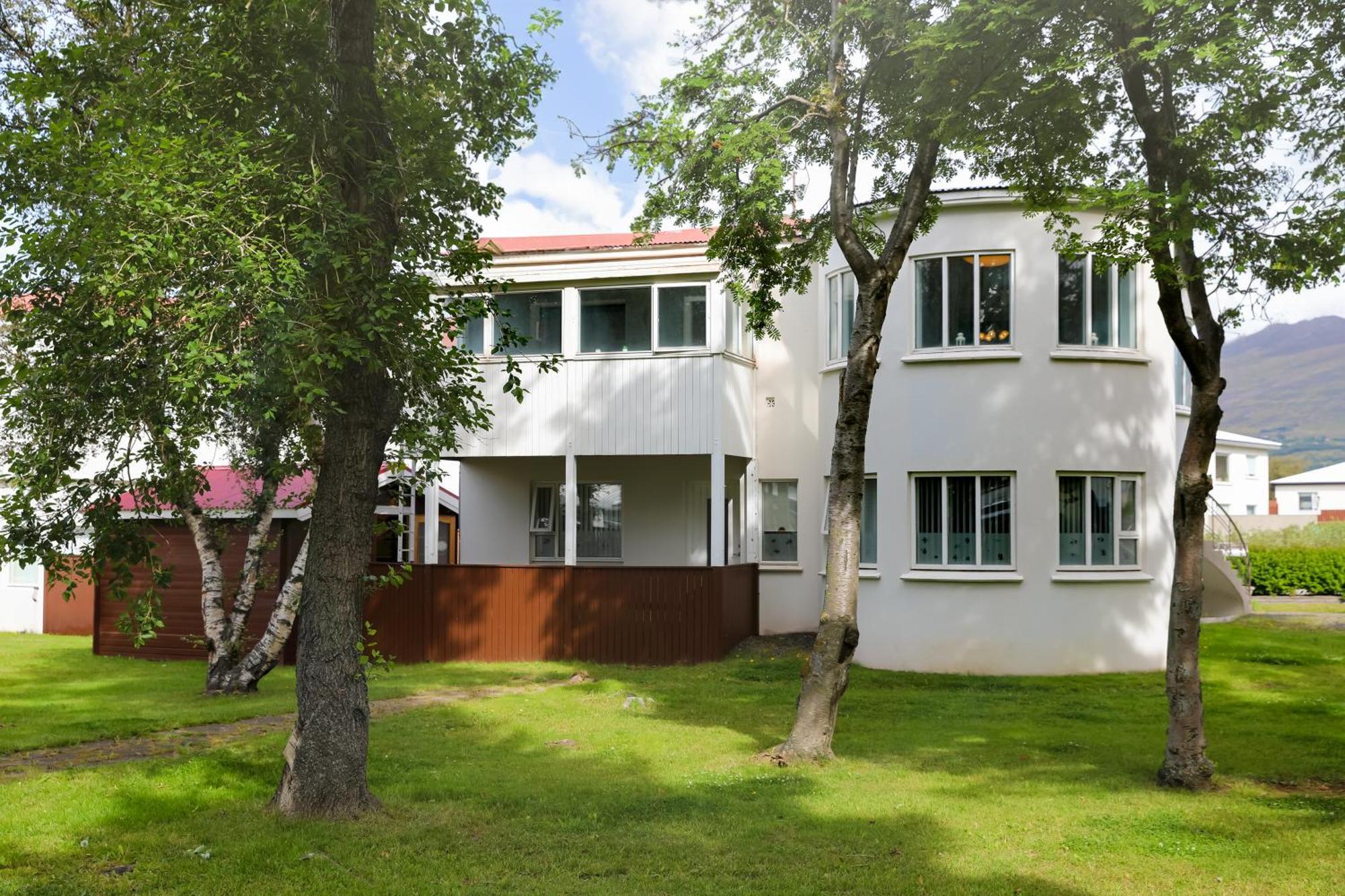 Akureyri Hostel Экстерьер фото